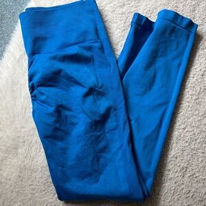 Vibrant Blue Scrunch Butt Leggings